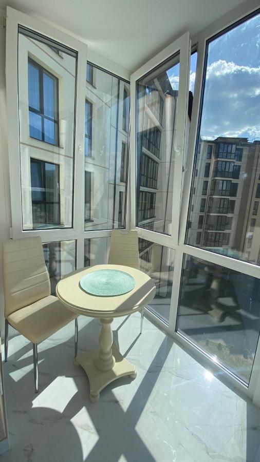 Апартаменти Жк Сонячний Квартал Golubinoye Exterior foto